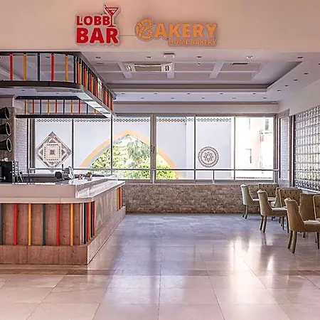 Prestige Alanya Szálloda 4*