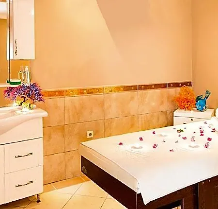 Prestige Alanya Szálloda 4*