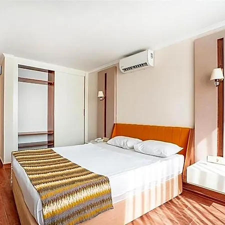 Hotel Prestige Alanya 4*